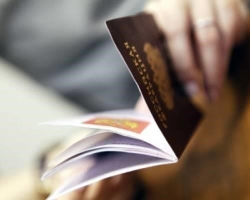Шаг 2: проверка и обновление документов, удостоверяющих личность работника
