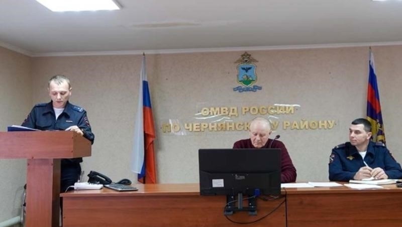 Связанные лица с органами власти в Чернянском районе